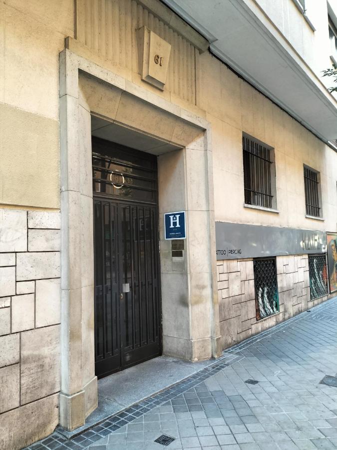 Hostal Arrate Madrid Exterior photo